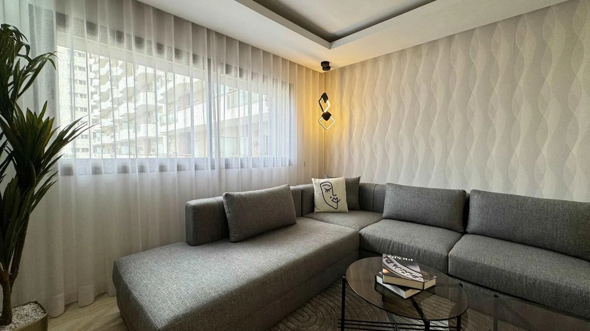 Maarif 6Th Floor With 3 Bedrooms - Appartali Casablanca 0*,  Morocco